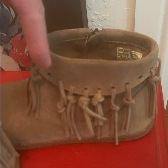 UGG Tan Suede Fringe Boots - Picture 6 of 10